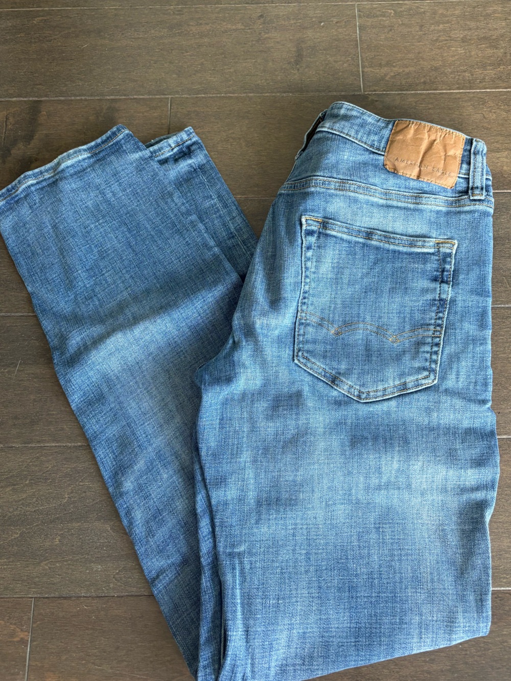 American Eagle Men's Blue Slim Straight Jeans